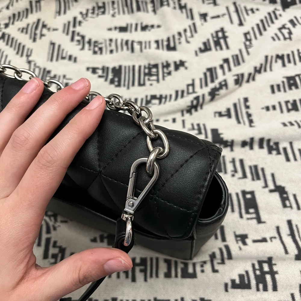 Nine West Black Quilted Crossbody Bag - Picture 4 of 9